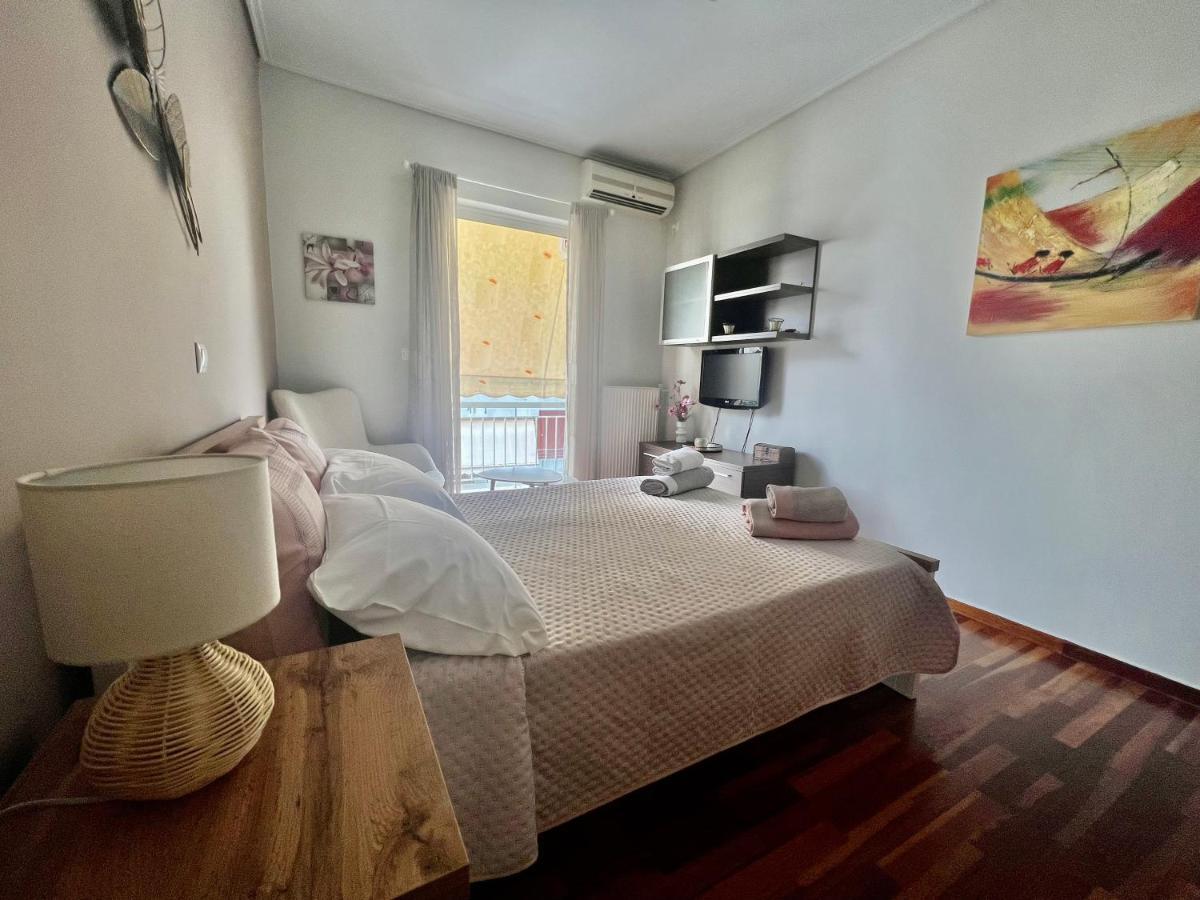 Elegant Downtown Retreat Apartment Kalamata Exterior photo